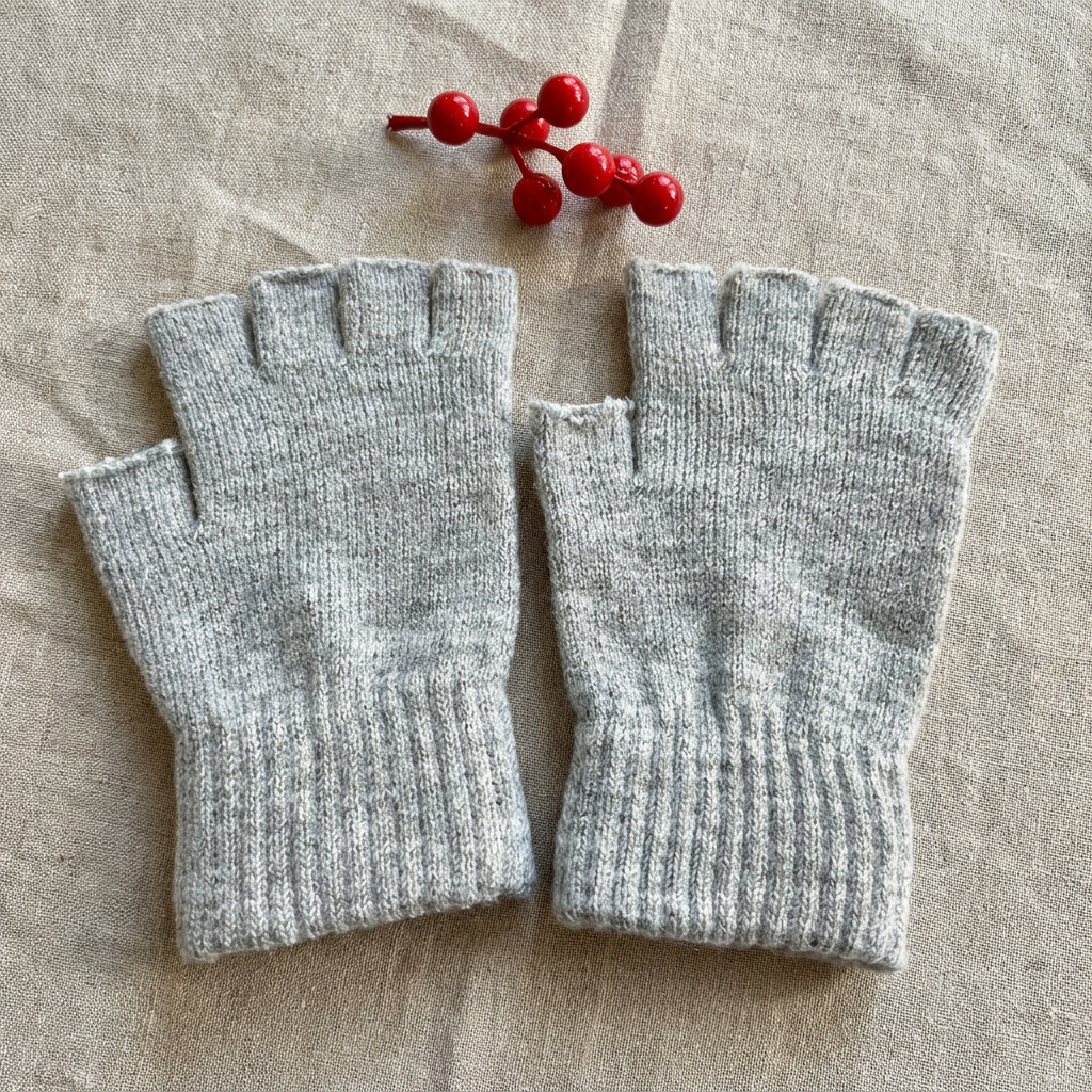 Grey Wool Half-Finger Gloves — representative Accessories & Bags sample